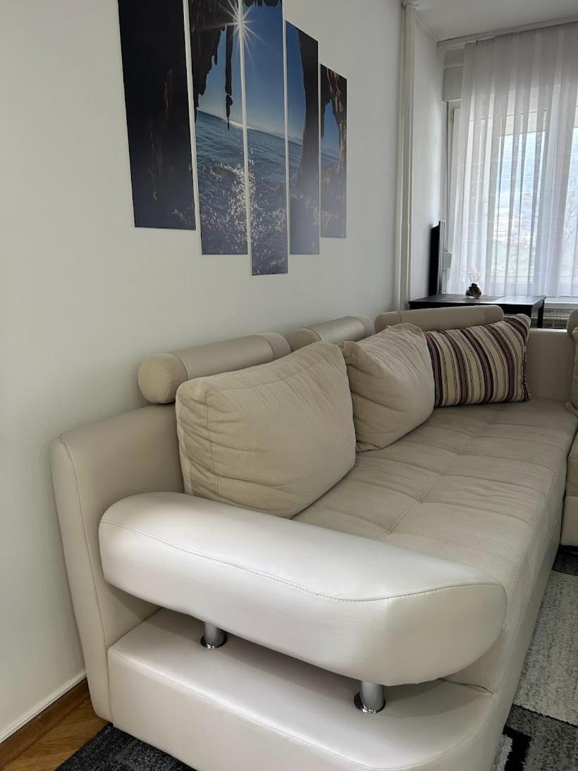 Apartamento Tina Karlovac Exterior foto
